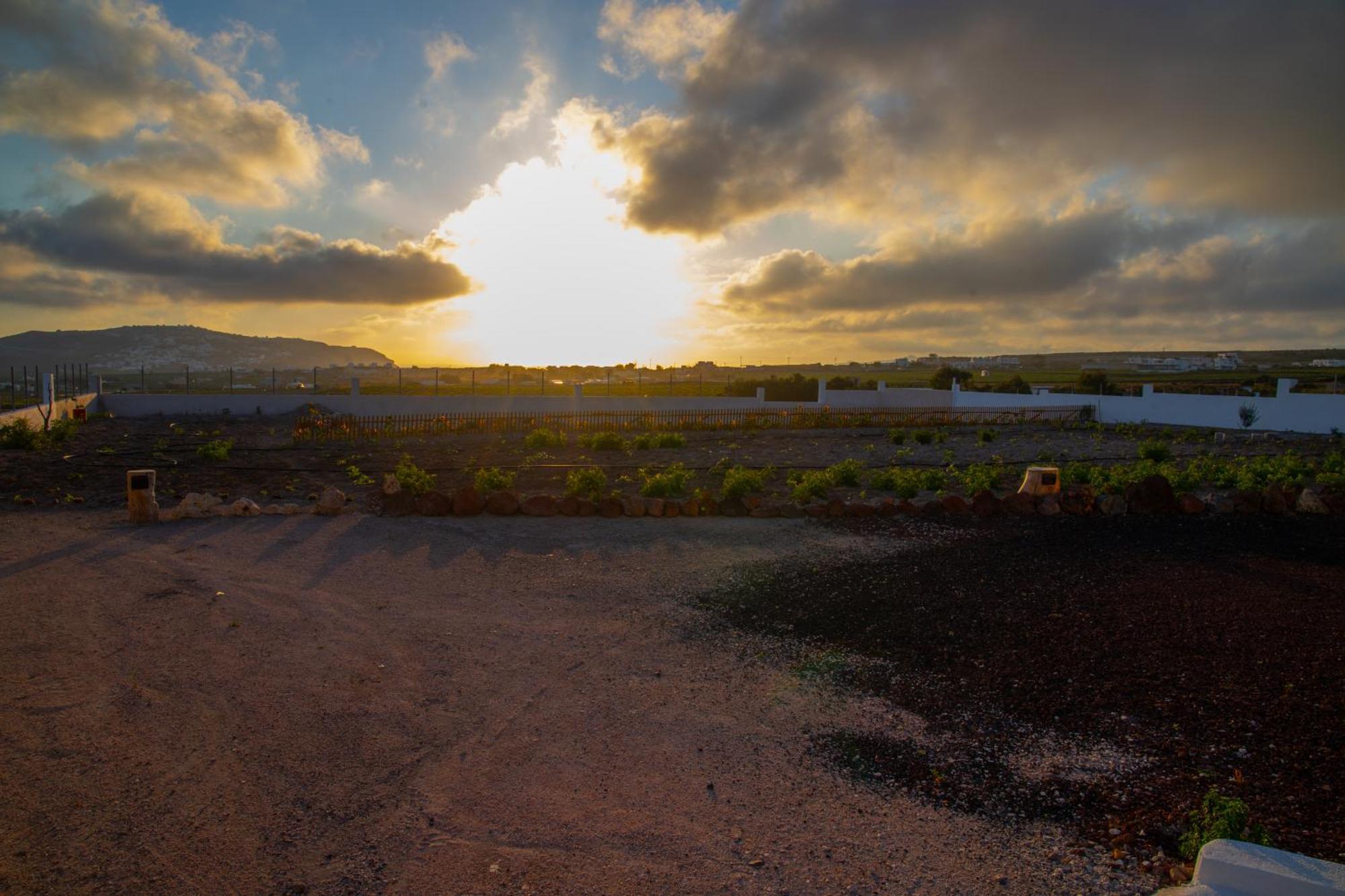 Calma Eco Houses Sunset View Emporio  Екстер'єр фото